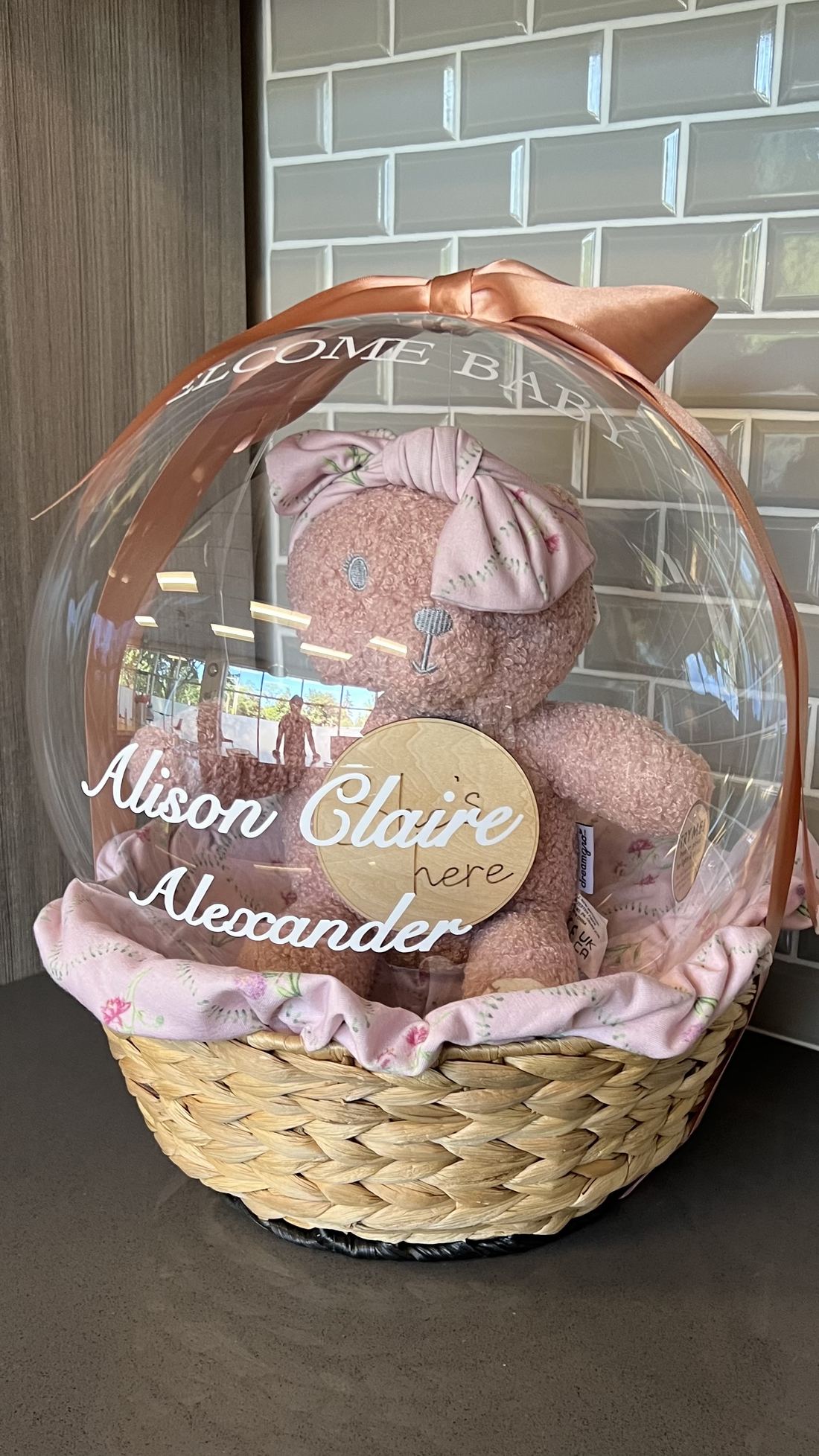 Welcome baby balloon basket with plush bear